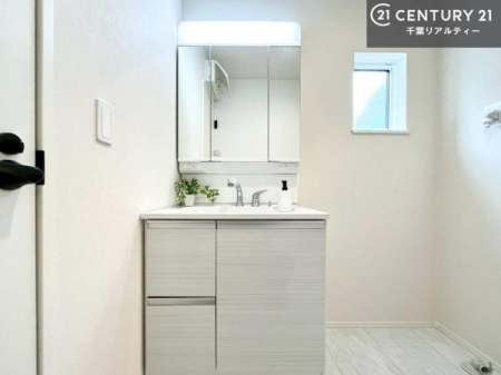 ʑEʏ Oʋdl̐ʏ́AgȂ݂₷I͎[ɂȂĂ܂BhC[₨ϓЕt̂ŐʑXbLƌ邱Ƃo܂I