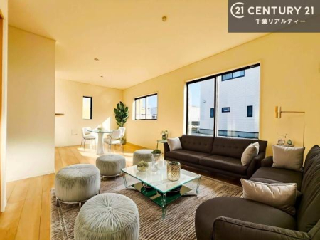 rO ydlzSnǂrO͉ƑRƏW܂܂BƑcR̎ԂłBƑƁAw[Ԃ߂łˁB邭JIȋԂłB