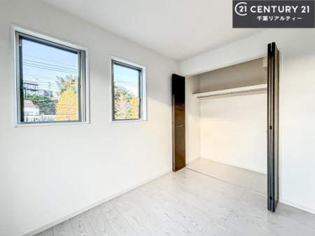 rOȊŐ VvɃfUCĂ邽߁AƋIт܂I
Cɓ̉ƋuĂ낰Ԃ邱Ƃł܂B