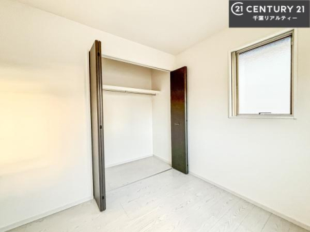 Q DޗḿA̖ڊo߂CǂłˁBԂƉ߂Ƃł܂BDF̃t[OǂȉƋɂ}b`܂I