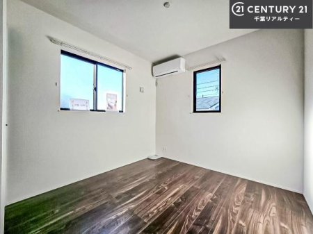 q |oȂ́Aql̂ƂĂSłI
[Xy[X[Ă̂ŎU炩TbƕЕt܂I