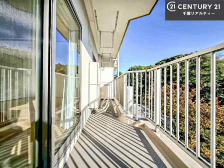 oRj[ zǍDȃoRj[łIꂽɂ͐nJIȎԂy߂܂B