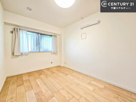 q |oȂ́Aql̂ƂĂSłI
[Xy[X[Ă̂ŎU炩TbƕЕt܂I