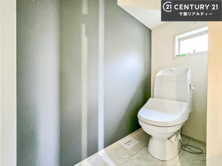 gC 1E2KɃgC܂I̖Zԑт҂ɂ݂łˁBƂ̂gCłꂪ₷łI