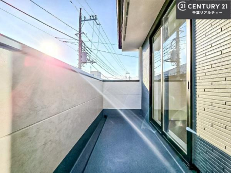 oRj[ zǍDȃoRj[łIꂽɂ͐nJIȎԂy߂܂B
