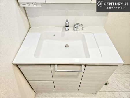 ʑEʏ [ʑ{ÉA˂ɂ̂łꂪyXIۂĂ܂I
LCȐʏŎ̃`x[Vオ܂ˁI