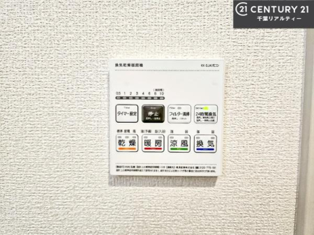 ̑ g[tĂ閣͓IȎdlłI~̓q[gVbN̗\hɂg܂B
J̓ł󕨂̂ŁA󕨂ߍ݂ɂI