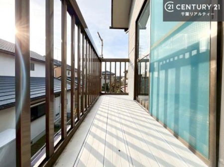 oRj[ zǍDȃoRj[łIꂽɂ͐nJIȎԂy߂܂B