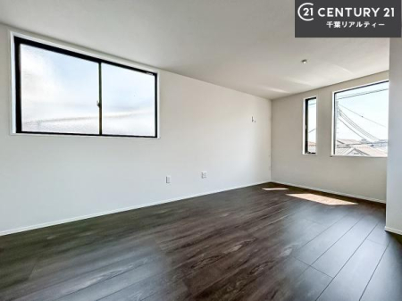 q |oȂ́Aql̂ƂĂSłI
[Xy[X[Ă̂ŎU炩TbƕЕt܂I