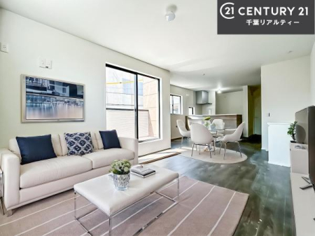 rO ƋCGp[XłBĴLXLDKI\t@[_CjOe[uuĂɂȂȂ̂ŉKɉ߂܂I
R~jP[V₷邢rOłI