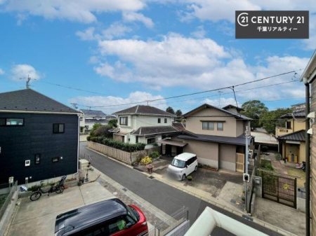 Z˂̒]ʐ^ zǍDȃoRj[łIꂽɂ͐nJIȎԂy߂܂B