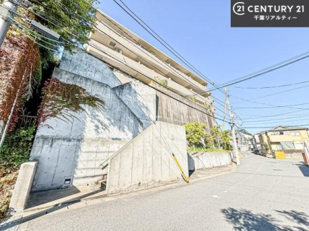 ̑n T̂Ev]EȂǁAȂƕЃX^bt܂ł\tIsYɊւ邱ƂȂAǂ̂悤ȂƂłSӑΉĒ܂B