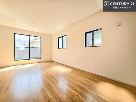 rOȊŐ VvɃfUCĂ邽߁AƋIт܂I
Cɓ̉ƋuĂ낰Ԃ邱Ƃł܂B