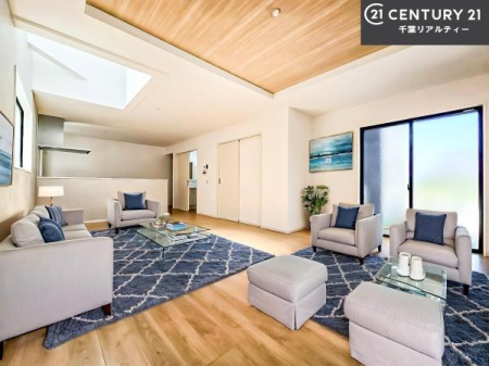 rO ƋCGp[XłBSnǂrO͉ƑRƏW܂܂BƑcR̎ԂłBƑƁAw[Ԃ߂łˁB邭JIȋԂłB