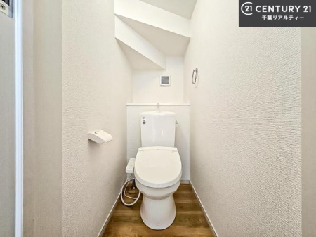 gC 1E2KɃgC܂I̖Zԑт҂ɂ݂łˁBƂ̂gCłꂪ₷łI