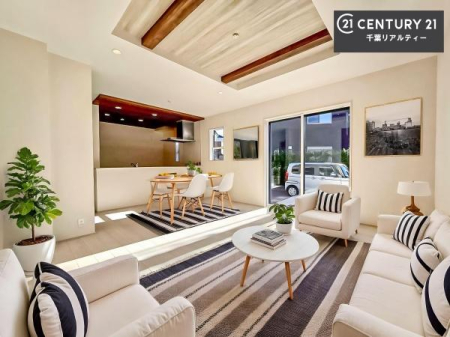 rO ƋCGp[XłBSnǂrO͉ƑRƏW܂܂BƑcR̎ԂłBƑƁAw[Ԃ߂łˁB