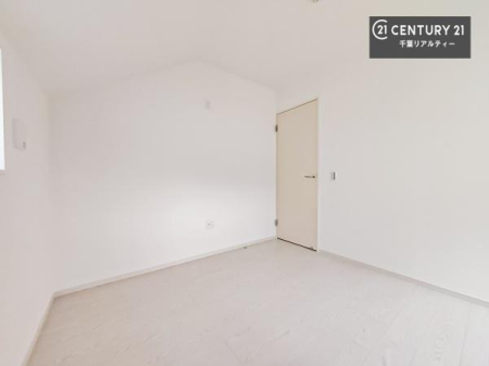 rOȊŐ VvɃfUCĂ邽߁AƋIт܂I
Cɓ̉ƋuĂ낰Ԃ邱Ƃł܂B