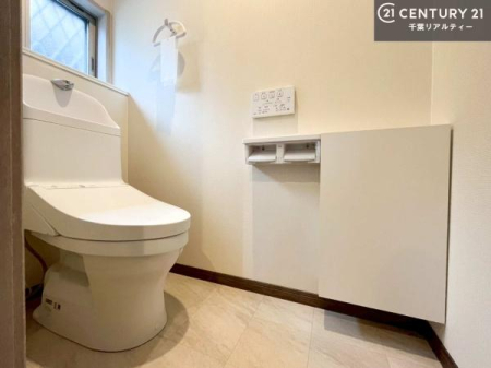 gC 1E2KɃgC܂I̖Zԑт҂ɂ݂łˁBƂ̂gCłꂪ₷łI