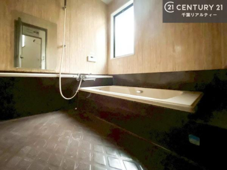  1̔ƖĂ闁łB
̑fGȃN[[VꏊłˁB