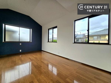 ���r���O�ȊO�̋��� �V���v���Ƀf�U�C������Ă��邽�߁A�Ƌ��I�т܂���I
���C�ɓ���̉Ƌ��u���Ă��낰���Ԃ���邱�Ƃ��ł��܂��B