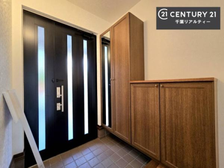 ���� �V���[�Y�{�b�N�X�t���ł��Ƒ��̌C�������Ղ���[�ł��A�y�ԕ������X�b�L�����邱�Ƃ��o���܂�