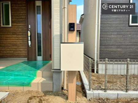 ���̑����n �|�X�g�t���ł��I�����T���̂������E���v�]�E������ȂǁA���Ȃ�ƕ��ЃX�^�b�t�܂ł��\���t�����������I�s���Y�Ɋւ��邱�ƂȂ�A�ǂ̂悤�Ȃ��Ƃł����S���ӑΉ������Ē����܂��B