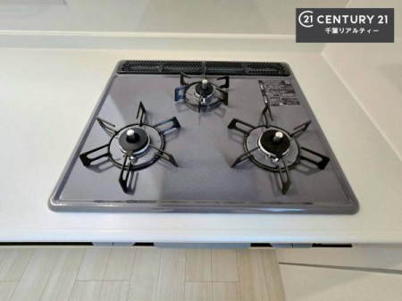 �L�b�`�� �R�����͎O������̂ł������̓����i�s���ł��܂��B
�������O�����t���ł��B�����X�y�[�X���L�X���Ă���׍�Ƃ����₷���I�g�����肪�ǂ��V�X�e���L�b�`���ł��I