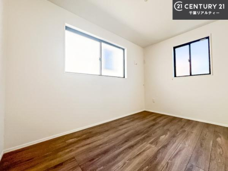 �q������ �|���o�������Ȃ��������́A���q�l�̂������Ƃ��Ă����S�ł��I
���[�X�y�[�X���[�����Ă���̂ŎU�炩�������������T�b�ƕЕt�����܂��I