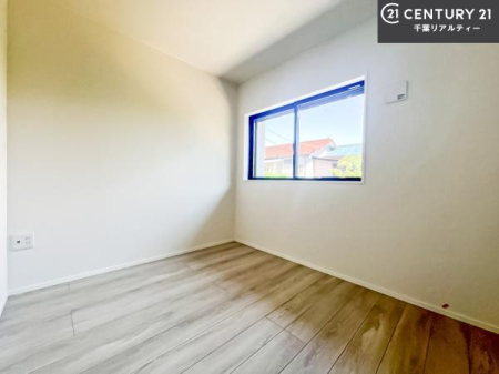 �q������ �|���o�������Ȃ��������́A���q�l�̂������Ƃ��Ă����S�ł��I
���[�X�y�[�X���[�����Ă���̂ŎU�炩�������������T�b�ƕЕt�����܂��I