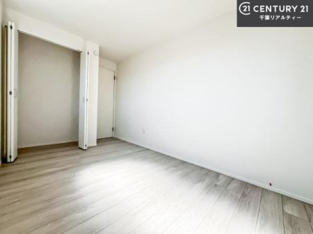 ���r���O�ȊO�̋��� ���邭���ʂ��̗ǂ������ł��B�u�V���v���v�Ƀf�U�C�����ꂽ�����B���R�x�������̂ŉƋ�⃌�C�A�E�g�ł��D�݂̋�Ԃ�n��グ���܂��B