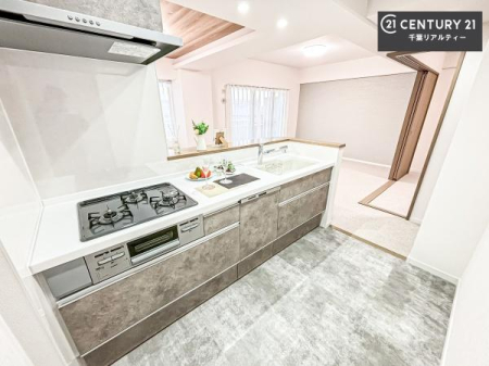 �L�b�`�� ���̊J�����́A���Ќ��n�ő̊����Ă��������I�{���̂��₢���킹�ł������\�ł��B���C�y�ɂ��A�����������B