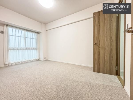 �Q�� �D���������������ޗm���́A���̖ڊo�߂��C�������ǂ������ł��ˁB���������Ԃ��������Ɖ߂������Ƃ��ł��܂��B�D�����F�����̃t���[�����O���ǂ�ȉƋ�ɂ��}�b�`���܂��I