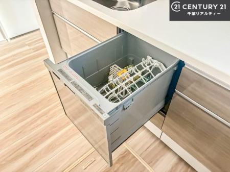 �L�b�`�� �H��@�t���I�Z��������~��͎�r��h�~�Ƃ��đ劈�􂵂܂��I�r���g�C���d�l�Ȃ̂ŁA�ꏊ����炸�����X�y�[�X���L���g���Ď�ۂ悭��Ƃ��o���܂��I