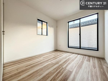 �m�� 2�ʍ̌����m�ۂ������邢�����́A���ʂ����ǂ��A���邭��ϋ��S�n�̗ǂ���ԂƂȂ��Ă���܂��B�����b�N�X���ĉ߂�����S�n�̗ǂ��������ł��I���̖ڊo�߂��X�b�L�����܂��ˁI