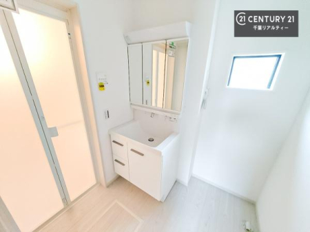 ���ʑ�E���ʏ� �����t���̖��邢���ʎ��ł��I���C�������ɓ���ւ����ł��Đ����ɕۂ��Ƃ��ł��܂��I���R�����������ނ̂ł����ς̎d�オ����ǂ��Ȃ�܂��ˁI