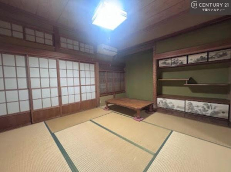 �a�� �^�^�~�̍��肪���炬��^����A�����b�N�X��ԁB�����傫���J�����̂���a���ƂȂ��Ă���܂��B���{�l�̐S������u�a�v�̋�ԁB�䑐�̍���Y����Ԃ͖����̂ЂƎ������o���Ă���܂��I