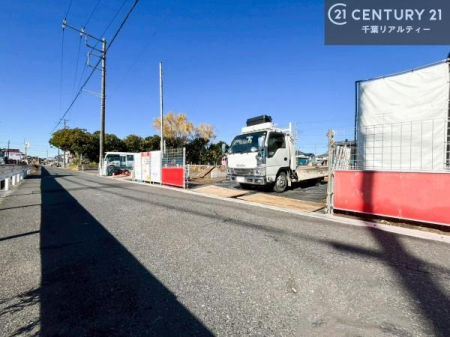 �O�ʓ��H�܂ތ��n�ʐ^ ���ӊ���A���q�l�̂���]�ɍ������������ꏏ�ɂ��ē���v���܂��B�Z��[���A�h�o�C�U�[�ɂ�邲���k������܂��B���Ђ͂��₢���킹�ɑ��Ή����܂��I���҂������܂���I