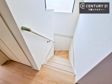 ���̑����� �K�i�͖��邭�萠������Ă��܂��B���q�l�₲�N�z�̕������S���Ă����p�����܂��ˁB