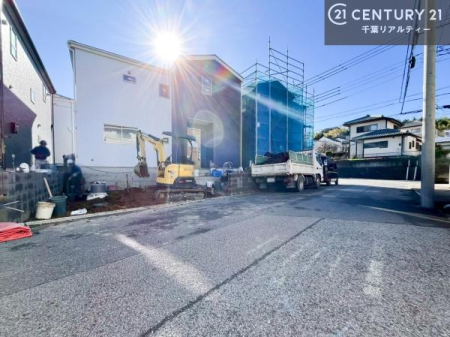 �O�ʓ��H�܂ތ��n�ʐ^ ���ӊ���A���q�l�̂���]�ɍ������������ꏏ�ɂ��ē���v���܂��B�Z��[���A�h�o�C�U�[�ɂ�邲���k������܂��B���Ђ͂��₢���킹�ɑ��Ή����܂��I���҂������܂���I