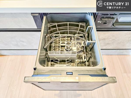 �L�b�`�� �H��@�t���I�Z��������~��͎�r��h�~�Ƃ��đ劈�􂵂܂��I�r���g�C���d�l�Ȃ̂ŁA�ꏊ����炸�����X�y�[�X���L���g���Ď�ۂ悭��Ƃ��o���܂��I