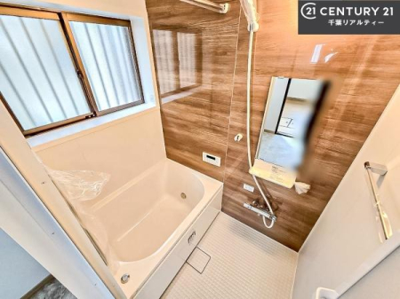 ���� �������������l�̕��͋C�̃o�X���[���́A�V�b�N�ȃf�U�C���Ńo�X�^�C�����[���I
���d���撣���Ă��邲�J���ɂ��D�݂̓����̓����܂����āA�y����ł݂Ă͂������ł��傤���H