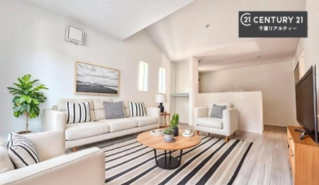 ���r���O �Ƌ��CG�p�[�X�ł��B�D�����z���܂肪���r���O����ł���ċ��S�n�̗ǂ���Ԃ����o���Ă���܂��I
���났�̎��Ԃ��߂����܂��I