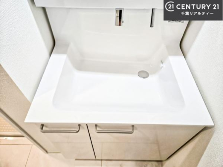 ���ʑ�E���ʏ� �[�����ʑ�{�E���́A�������˂ɂ����̂ł�����ꂪ�y�X�I���������ۂĂ܂��I
�L���C�Ȑ��ʏ��Ŏ��������̃��`�x�[�V�������オ��܂��ˁI