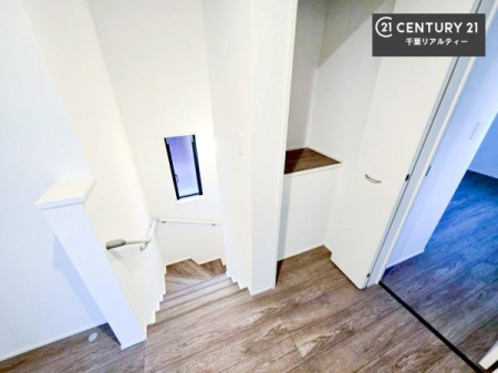 ���̑����� �K�i�͖��邭��������������ƌ����Ĉ��S�I���q�l�₲�N�z�̕������S���Ă����p�����܂��ˁB