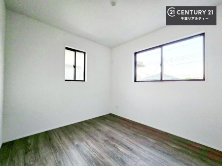 �m�� 2�ʍ̌����m�ۂ������邢�����́A���ʂ����ǂ��A���邭��ϋ��S�n�̗ǂ���ԂƂȂ��Ă���܂��B�����b�N�X���ĉ߂�����S�n�̗ǂ��������ł��I���̖ڊo�߂��X�b�L�����܂��ˁI