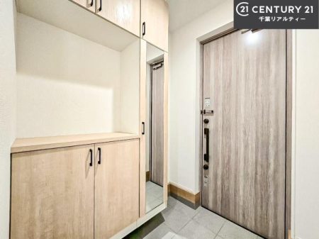 ���� ���ċA���Ă��Ă��A�������܁I�����������Ȃ�A�D�����}������Ă�����ԂɂȂ��Ă��܂��B
���邭��������錺�ւł��I