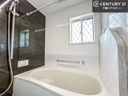 ���� �������������l�̕��͋C�̃o�X���[���́A�����o�Ă��ăo�X�^�C�����[���I
���d���撣���Ă��邲�J���ɂ��D�݂̓����̓����܂����āA�y����ł݂Ă͂������ł��傤���H