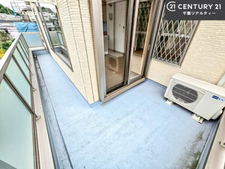 �o���R�j�[ �z������ǍD�ȃo���R�j�[�ł��I���ꂽ���ɂ͐�������n����J���I�Ȏ��Ԃ��y���߂܂��B