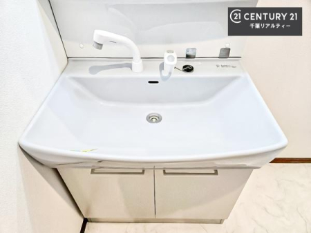 ���ʑ�E���ʏ� �[�����ʑ�{�E���́A�������˂ɂ����̂ł�����ꂪ�y�X�I���������ۂĂ܂��I
�L���C�Ȑ��ʏ��Ŏ��������̃��`�x�[�V�������オ��܂��ˁI