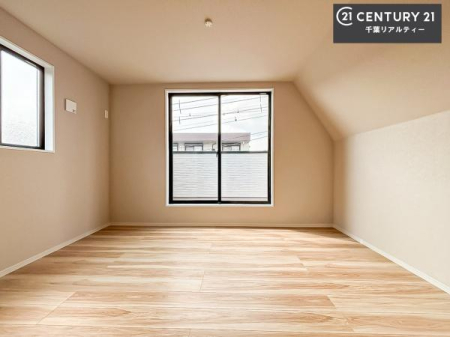 �Q�� �o���R�j�[�ɖʂ����m���B�D���������������ޗm���́A���̖ڊo�߂��C�������ǂ������ł��ˁB���������Ԃ��������Ɖ߂������Ƃ��ł��܂��B